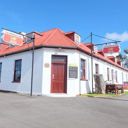 The Caledonian Inn Port Fairy Exterior foto