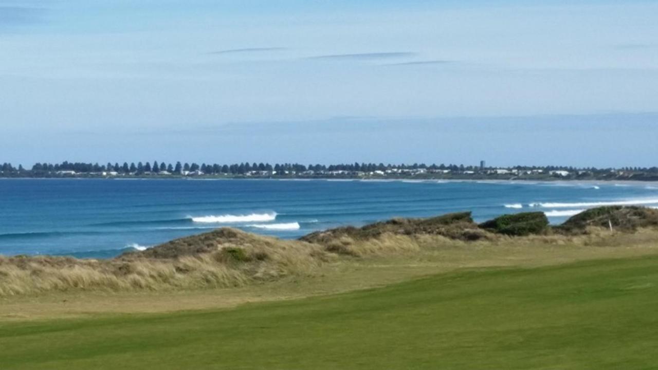 The Caledonian Inn Port Fairy Exterior foto